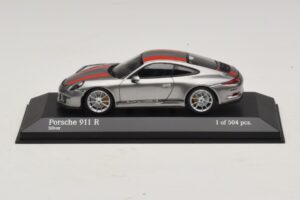 Porsche 911 991.1 R シルバー オレンジストライプ Minichamps 1:43 410066222 メタル