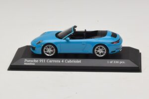 Porsche 911 991.2 Carrera 4 カブリオレ ブルー Minichamps 1:43 410067232 メタル