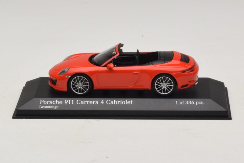 Porsche 911 991.2 Carrera 4 カブリオレ オレンジ Minichamps 1:43 410067231 メタル