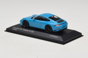 Porsche 911 991.2 Carrera 4 GTS Miami Blue Minichamps 1:43 410067322 メタル - 画像 3/5