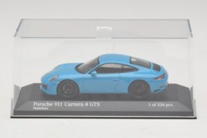 Porsche 911 991.2 Carrera 4 GTS Miami Blue Minichamps 1:43 410067322 メタル - 画像 4/5
