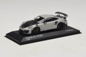 Porsche 911 991.2 GT2 RS Chalk Minichamps 1:43 410067237 メタル - 画像 2/5