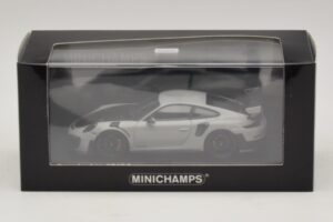Porsche 911 991.2 GT2 RS Chalk Minichamps 1:43 410067237 メタル - 画像 5/5