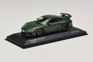 Porsche 911 991.2 GT3 グリーン Minichamps 1:43 410066028 メタル - 画像 2/5