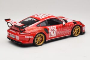 Porsche 911 991.2 GT3 RS GerSpeed Race Taxi Minichamps 1:18 155068227 メタル - 画像 2/6