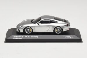 Porsche 911 991.2 GT3 Touring シルバー Minichamps 1:43 410067422 メタル