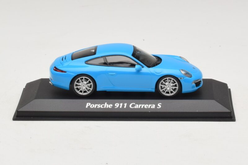 Porsche 911 991 Carrera S ブルー Maxichamps 1:43 940060220 メタル