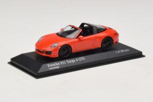 Porsche 911 991 Targa 4 GTS オレンジ Minichamps 1:43 410067341 メタル - 画像 2/5