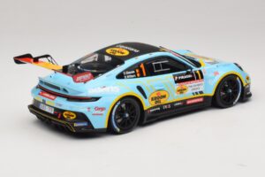 Porsche 911 992 Rally GT #1 C. Cherain / D. Withers Rallye de Wallonie 2025 IXO 1:18 18RMC254 メタル - 画像 2/6