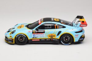 Porsche 911 992 Rally GT #1 C. Cherain / D. Withers Rallye de Wallonie 2025 IXO 1:18 18RMC254 メタル - 画像 3/6