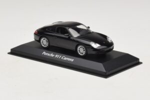 Porsche 911 996 Carrera ブラック Maxichamps 1:43 940061020 メタル - 画像 3/5