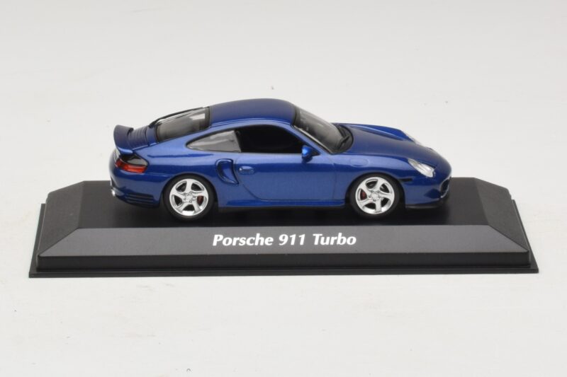 Porsche 911 996 Turbo Blue Metallic Maxichamps 1:43 940069301 メタル