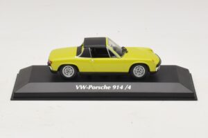 Porsche 914/4 グリーン Maxichamps 1:43 940065660 メタル