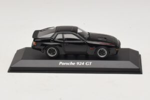 Porsche 924 GT ブラック Maxichamps 1:43 940066124 メタル