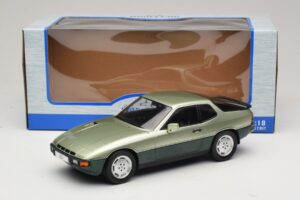 Porsche 924 Turbo ライトグリーン & ダークグリーン MCG 1:18 MCG18660 メタル - 画像 6/6