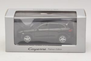 Porsche Cayenne 9PA プラチナエディション ブラック Minichamps 1:43 WAP0200160E メタル - 画像 5/5