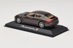 Porsche Panamera 970 S ブラウンメタリック Minichamps 1:43 WAP0203400E メタル - 画像 3/5