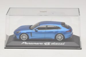 Porsche Panamera 971 4S Diesel ブルーメタリック Minichamps 1:43 WAP0207600H メタル - 画像 4/5