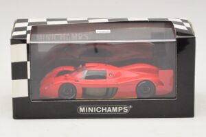 Toyota GT-One TS020 Street レッド Minichamps 1:43 433991603 メタル - 画像 5/5