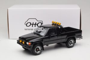 Toyota Hilux N60 SR5 Back to the Future II グロスブラック Otto 1:18 OT481 レジン - 画像 6/6