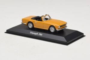 Triumph TR6 オレンジ Maxichamps 1:43 940132571 メタル - 画像 3/5