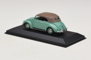 Volkswagen 1200 カブリオレ ソフトトップ グリーン Minichamps 1:43 430052042 メタル - 画像 3/5