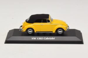 Volkswagen 1302 カブリオレ イエロー Maxichamps 1:43 940055030 メタル