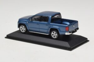 Volkswagen Amarok ブルーメタリック 交換用箱 Minichamps 1:43 436058362-R1 メタル - 画像 3/5