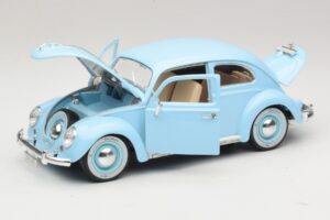 Volkswagen Beetle ブルー Bburago 1:18 3381 メタル - 画像 2/8