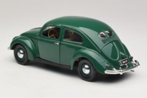 Volkswagen Beetle グリーン Maisto 1:18 32820 メタル - 画像 7/8