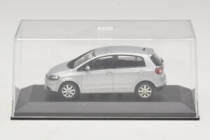 Volkswagen Golf Plus Mk5 シルバー 交換用ボックス Minichamps 1:43 400054370-R1 メタル - 画像 4/5