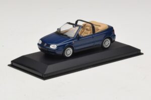 Volkswagen Golf Mk4 カブリオレ ブルー ディーラーエディション Minichamps 1:43 GOLF005 メタル - 画像 2/5