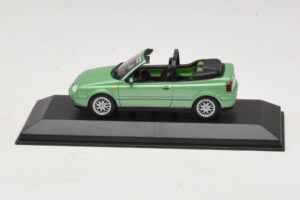 Volkswagen Golf Mk4 カブリオレ グリーンメタリック Minichamps 1:43 430058335 メタル