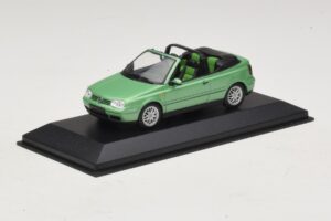 Volkswagen Golf Mk4 カブリオレ グリーンメタリック Minichamps 1:43 430058335 メタル - 画像 2/5