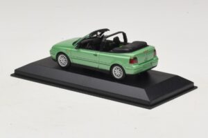 Volkswagen Golf Mk4 カブリオレ グリーンメタリック Minichamps 1:43 430058335 メタル - 画像 3/5