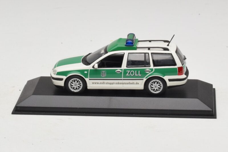 Volkswagen Golf Mk4 Variant Polizei Minichamps 1:43 430056090 メタル