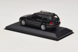 Volkswagen Golf Mk4 Variant Sport Highline BBS Edition ブラック 交換用箱 Minichamps 1:43 GOLF008-R1 メタル - 画像 3/5