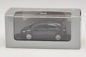 Volkswagen Golf Plus Mk5 ブラック Minichamps 1:43 GOLF007 メタル - 画像 5/5