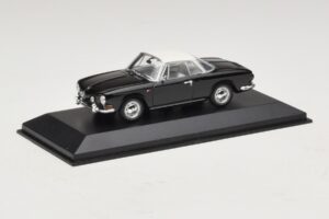Volkswagen Karmann Ghia ブラック ホワイトルーフ Minichamps 1:43 430050224 メタル - 画像 2/5