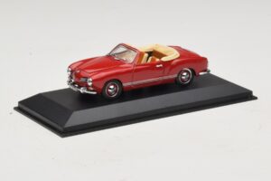 Volkswagen Karmann Ghia カブリオレ ダークレッド Minichamps 1:43 5032 メタル - 画像 2/5