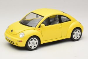 Volkswagen New Beetle A4 イエロー Bburago 1:18 3302 メタル