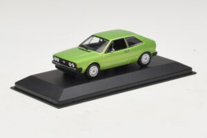 Volkswagen Scirocco Mk1 グリーンメタリック 交換用ボックス Maxichamps 1:43 940050420-R1 メタル - 画像 2/5