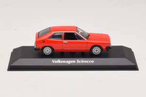 Volkswagen Scirocco Mk1 レッド Maxichamps 1:43 940050422 メタル