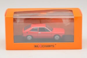 Volkswagen Scirocco Mk1 レッド Maxichamps 1:43 940050422 メタル - 画像 5/5