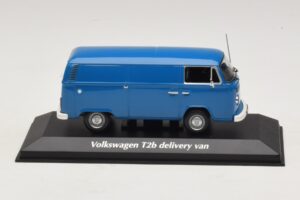 Volkswagen T2b デリバリーバン ブルー Maxichamps 1:43 940053061 メタル