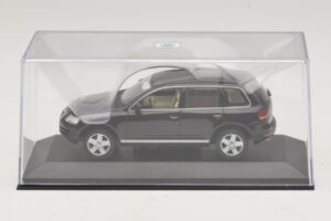Volkswagen Touareg 7L ブラック Minichamps 1:43 TOUAREG002 メタル - 画像 4/5